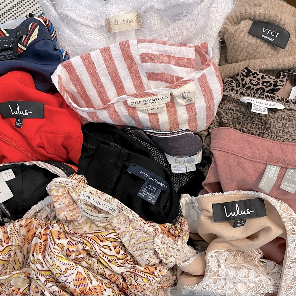 🚨CLOSET SALE! 50% OFF ENTIRE CLOSET!🚨